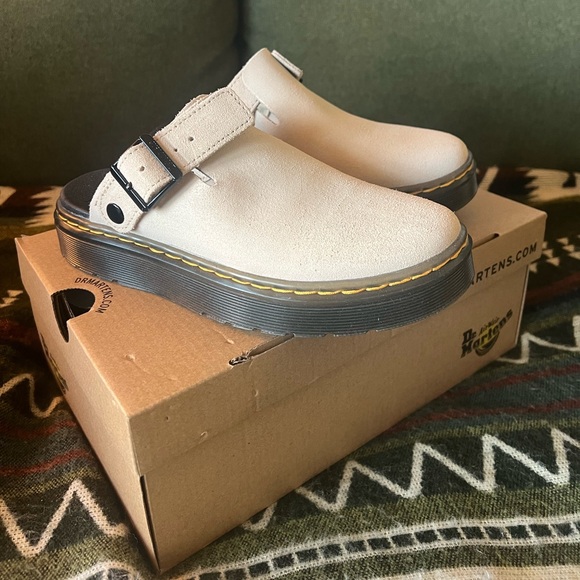 Dr. Martens Shoes - Dr Martens Carlson Convertible Slingback Platform Mule (Women)- New, In box